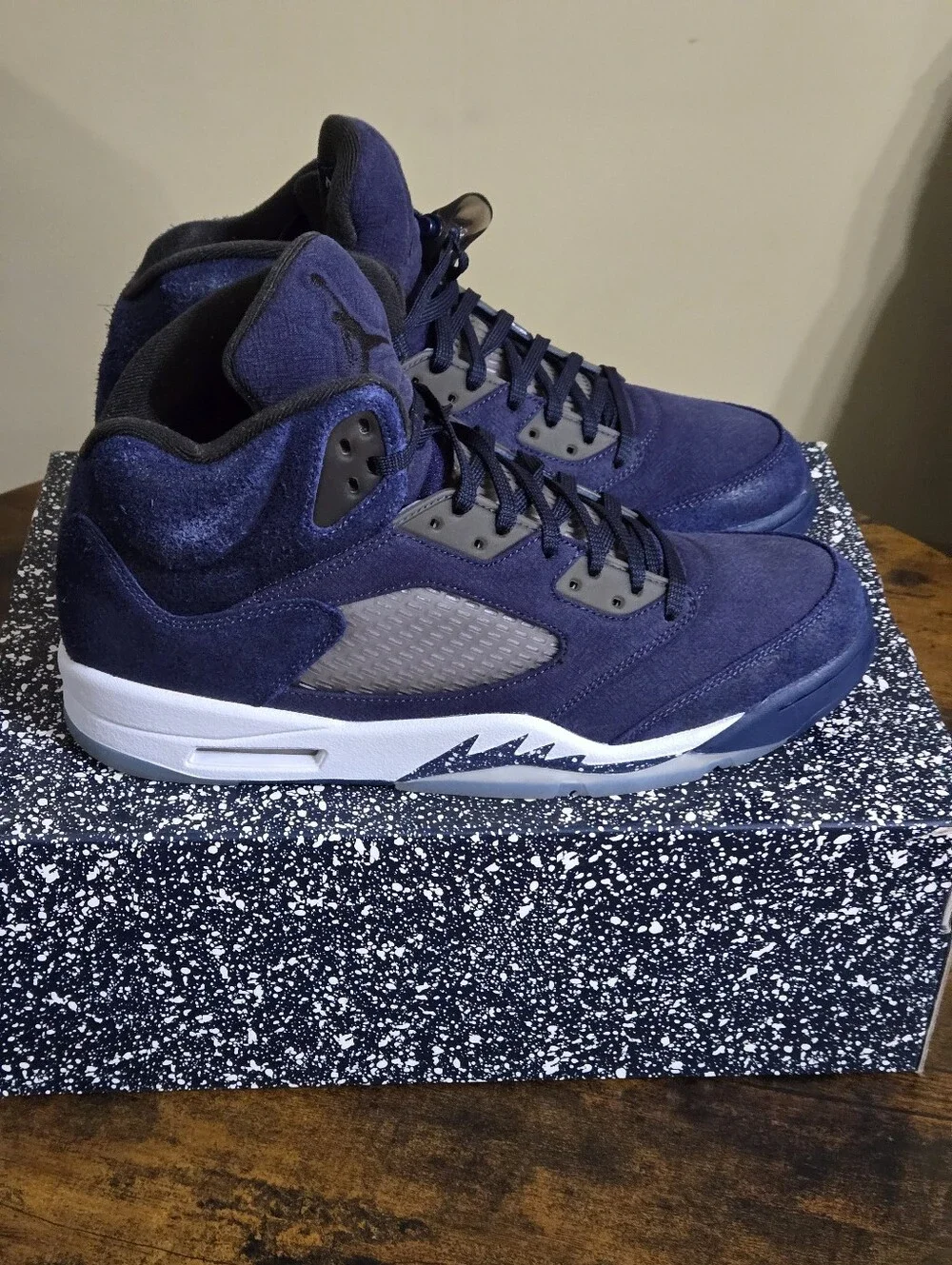 Jordan Retro 5 Georgetown